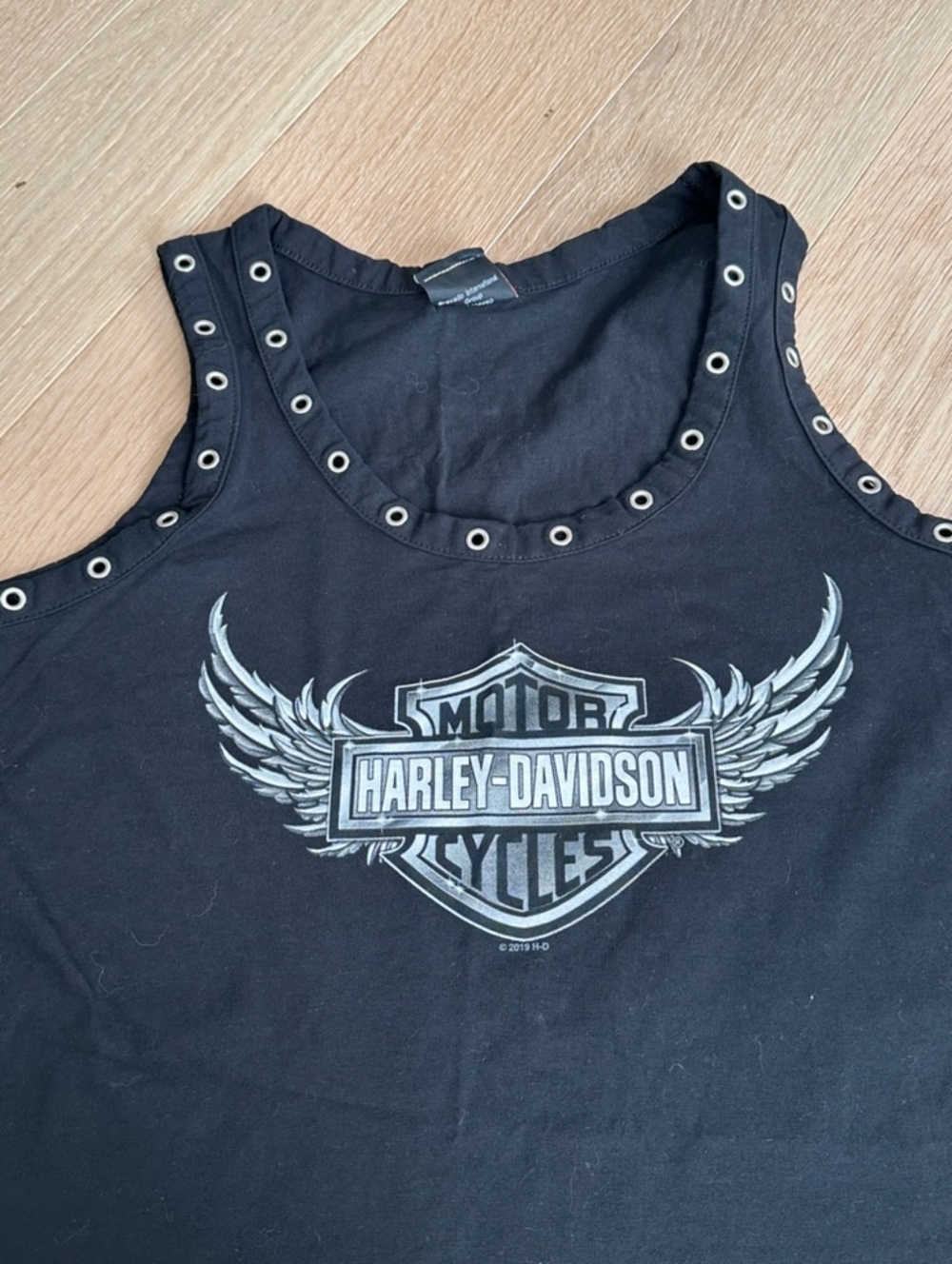 Harley-Davidson Winged Logo Tank. Black Grommet Trim Edgy Biker Top. - Picture 2 of 4